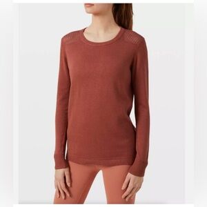 lululemon back to balance long sleeve, size 4